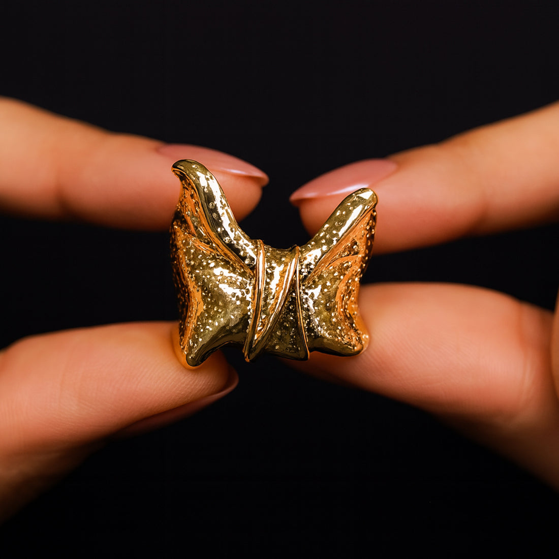 Golden Bow - Statement Ring