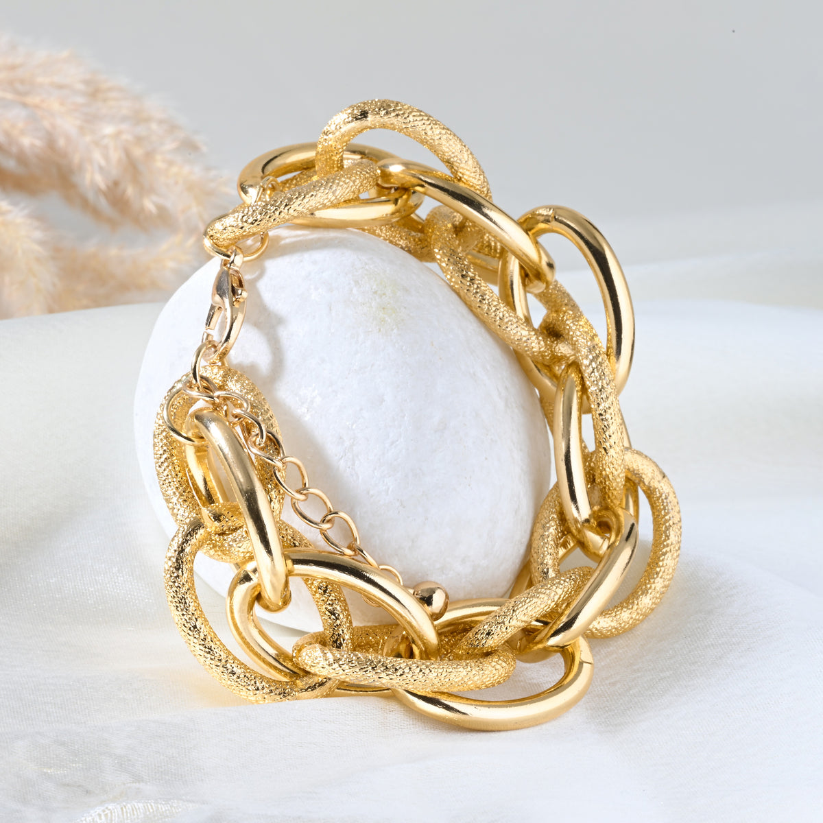 Golden Link Power Bracelet