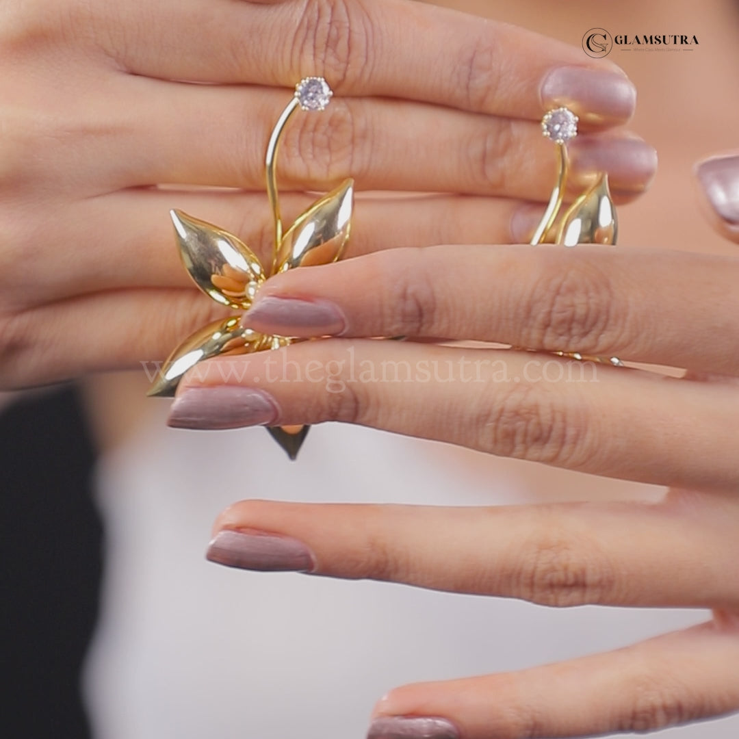 Daisy's Pearls - Gold Drop Earrings