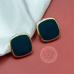 Load image into Gallery viewer, Classy Stud Earrings
